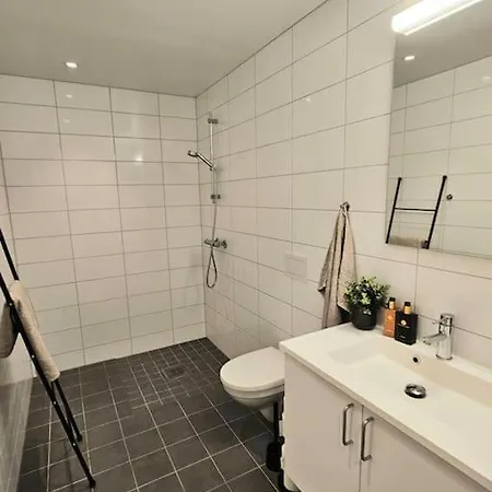Apartment Koselig Enderekkehus I Nybygg!