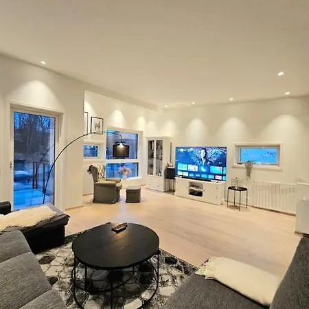 Koselig Enderekkehus I Nybygg! Apartment Bergen